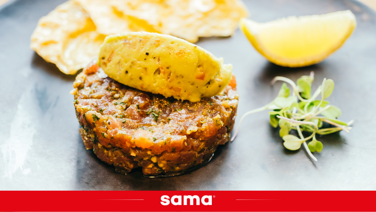 Tartare di pomodoro con cetriolini in aceto Sama